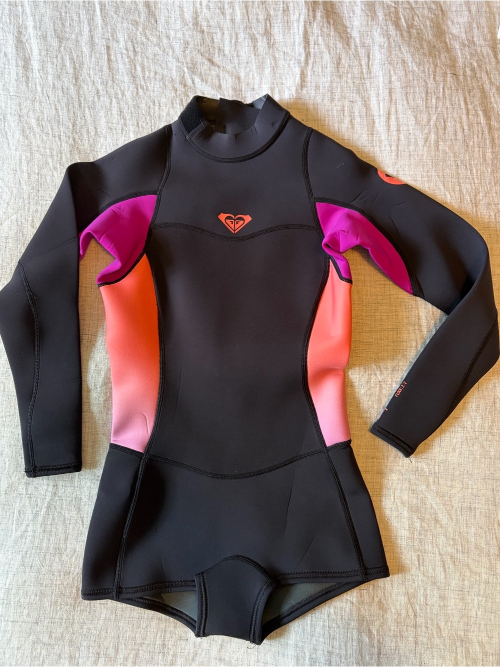 Roxy Black Long-Sleeve Spring Wetsuit with Pink and Coral Panels - Sz 6 S